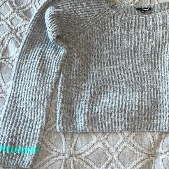 WOMANS FASHION NOVA 2 PIECE SET - Picture 6 of 6